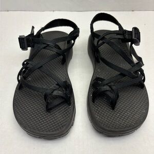 Chaco Women’s Black Strappy Outdoor Sandals, SZ 9, box 13